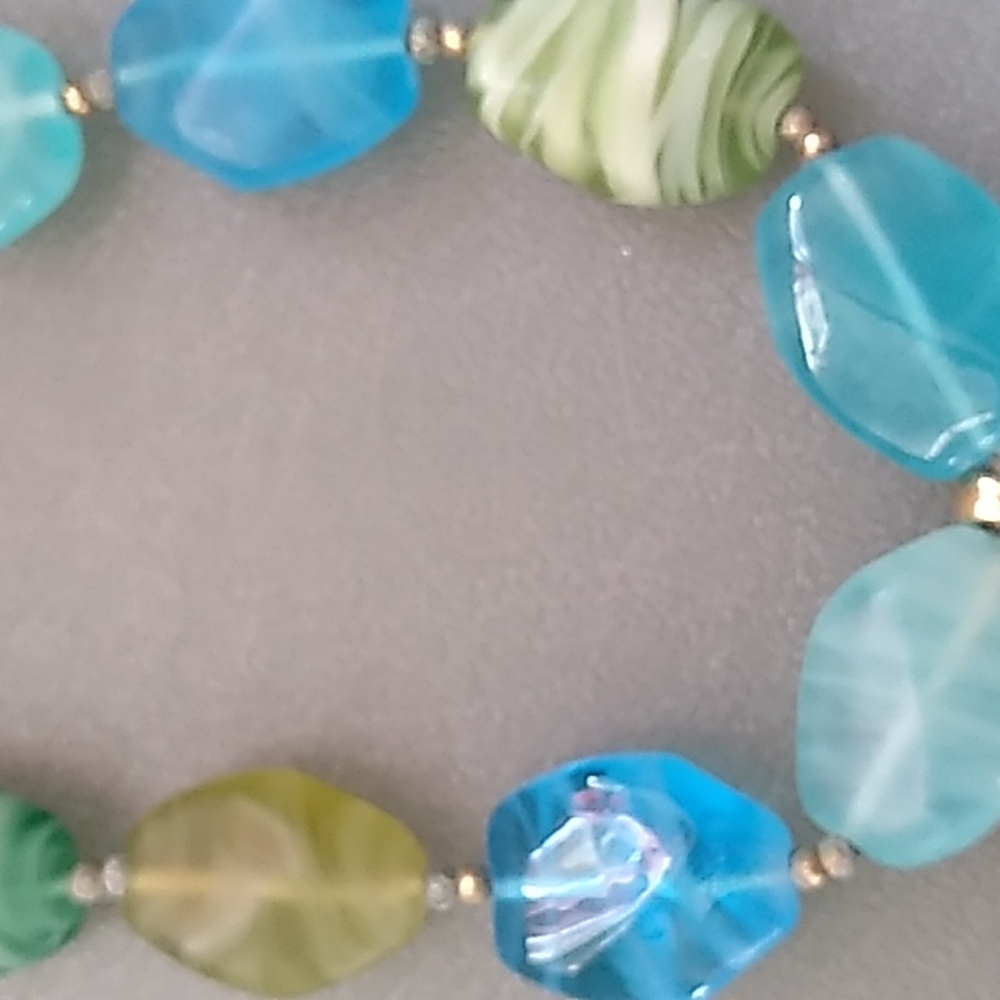 Vintage, Necklace, 16inches, Colors, Turquoise, Green and Blue Stones - Picture 2 of 3